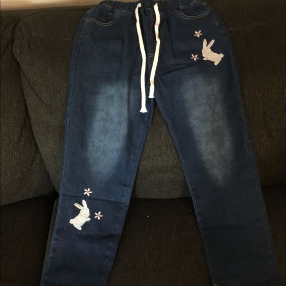Rabbit Embroidered Straight Leg Jeans-New!! - Picture 4 of 9